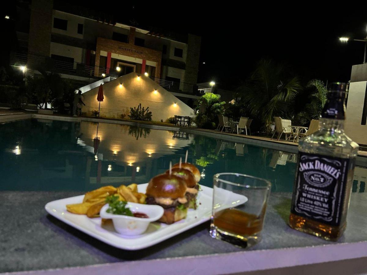 Majesty Palm Resort Mahajanga Ngoại thất bức ảnh