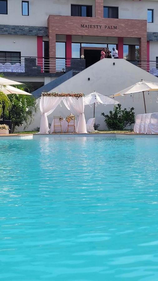 Majesty Palm Resort Mahajanga Ngoại thất bức ảnh