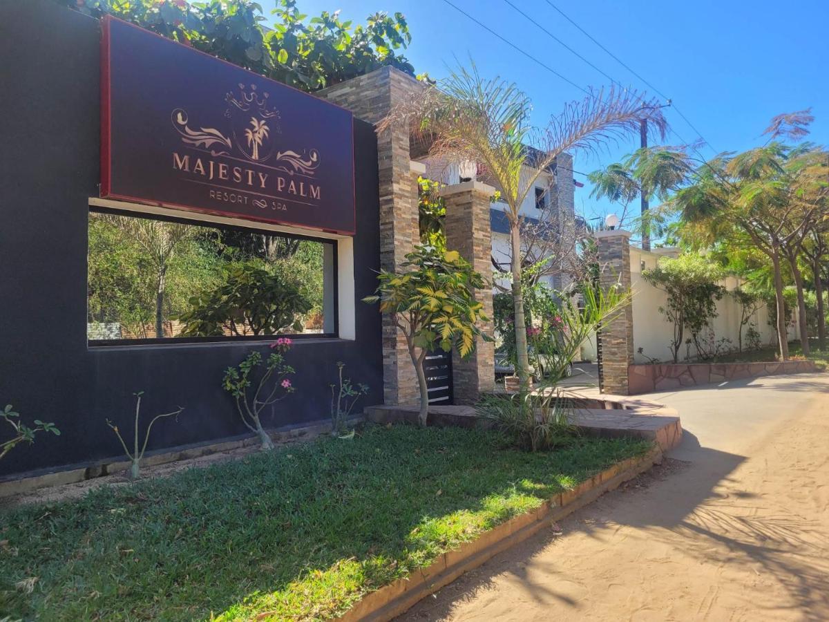 Majesty Palm Resort Mahajanga Ngoại thất bức ảnh